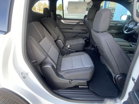 New 2026 GMC Acadia Elevation image 21