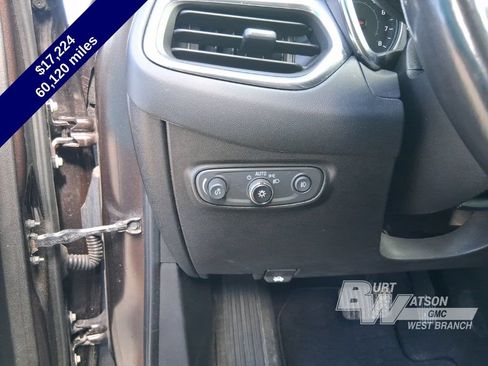 Used 2020 Chevrolet Equinox LT FWD image 26