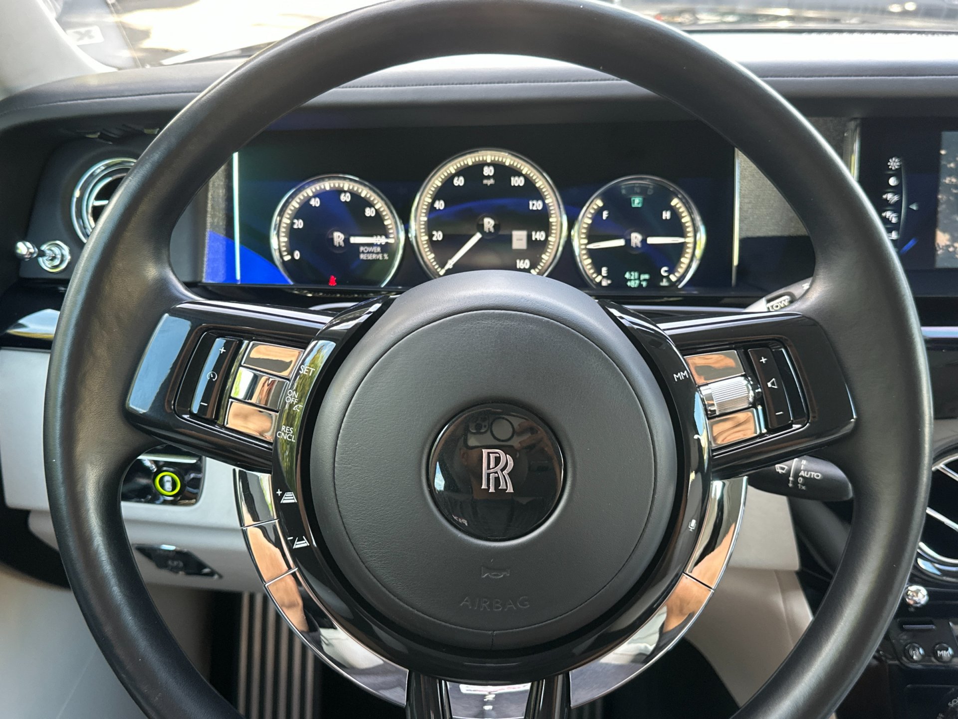 Certified 2018 Rolls-Royce Phantom Extended Wheelbase RWD image 25