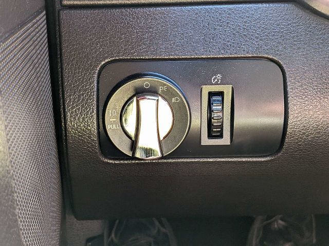 Used 2008 Ford Mustang GT RWD image 27