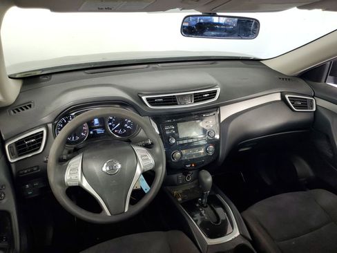 Used 2015 Nissan Rogue S FWD image 14