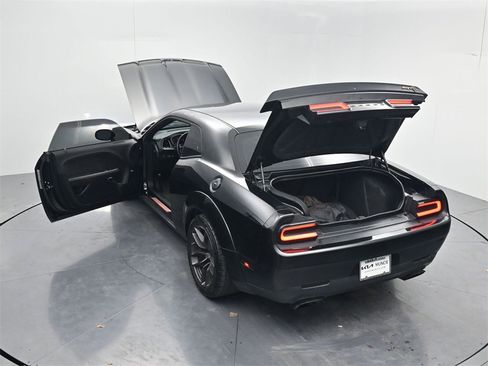 Used 2019 Dodge Challenger SRT Hellcat w/ Widebody Package image 49