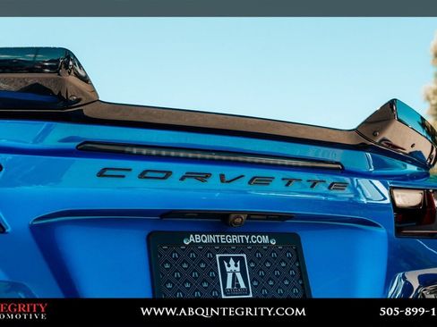Used 2024 Chevrolet Corvette Z06 RWD image 16