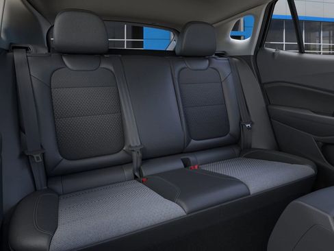 New 2025 Chevrolet Trax LT w/ Driver Confidence Package image 17