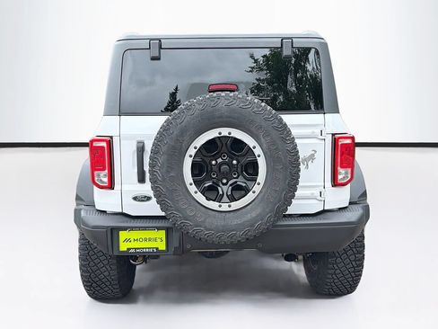 Used 2023 Ford Bronco Black Diamond w/ Sasquatch Package AWD/4WD image 6