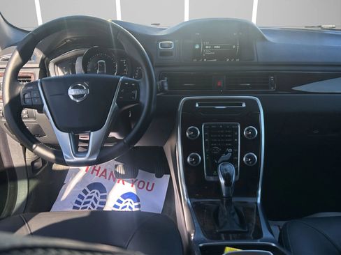Used 2015 Volvo XC70 T6 image 15