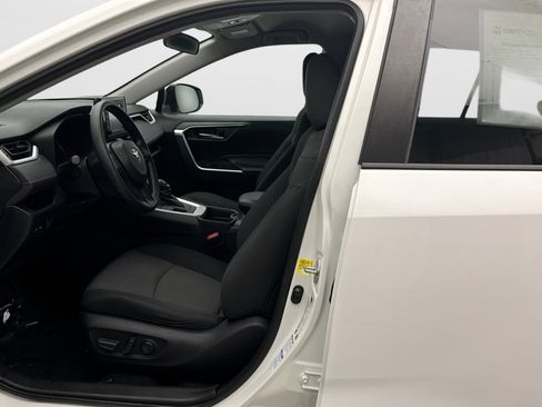 Used 2020 Toyota RAV4 XLE w/ All Weather Liner Package AWD/4WD image 11