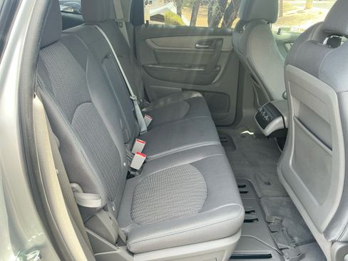 Used 2016 Chevrolet Traverse LS FWD image 17