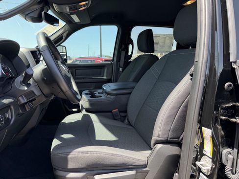 Used 2025 RAM 2500 Tradesman AWD/4WD image 14