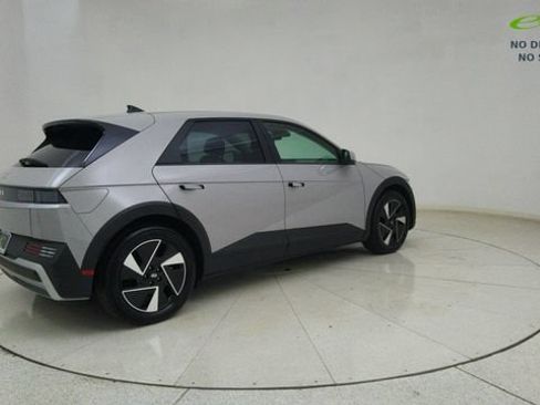 Used 2025 Hyundai Ioniq 5 SE RWD image 68