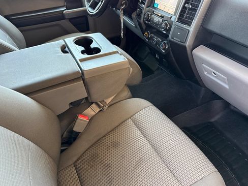 Used 2019 Ford F150 XLT w/ Equipment Group 302A Luxury AWD/4WD image 16