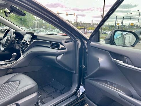 Certified 2024 Toyota Camry SE w/ Cold Weather Package FWD image 15