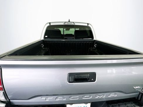 Certified 2023 Toyota Tacoma TRD Off-Road image 24