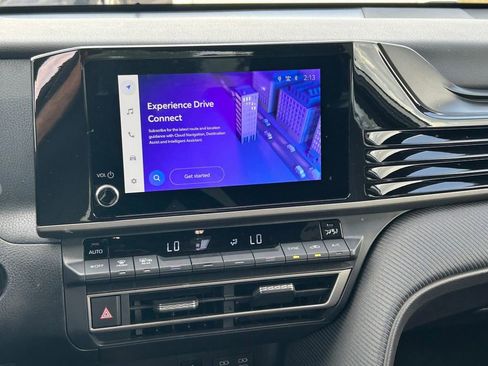 Certified 2025 Toyota Camry SE FWD image 19