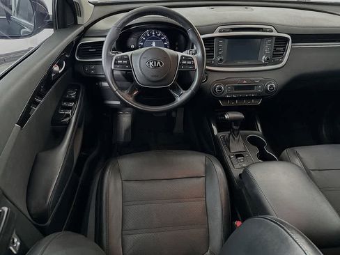 Used 2019 Kia Sorento EX FWD image 10