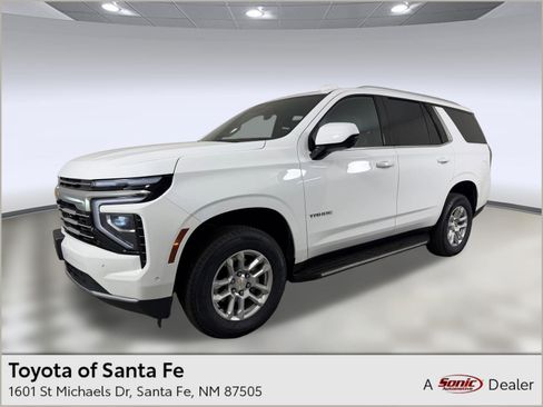 Used 2025 Chevrolet Tahoe LT AWD/4WD image 1