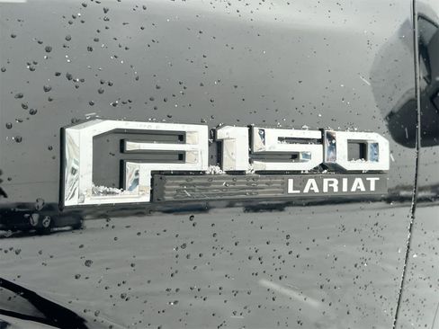 Used 2020 Ford F150 Lariat w/ Equipment Group 502A Luxury image 13