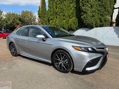 Used 2023 Toyota Camry SE