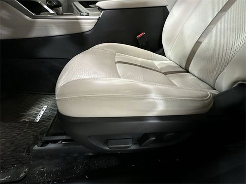 Certified 2024 MAZDA CX-90 3.3 Turbo w/ Premium Plus Pkg image 18