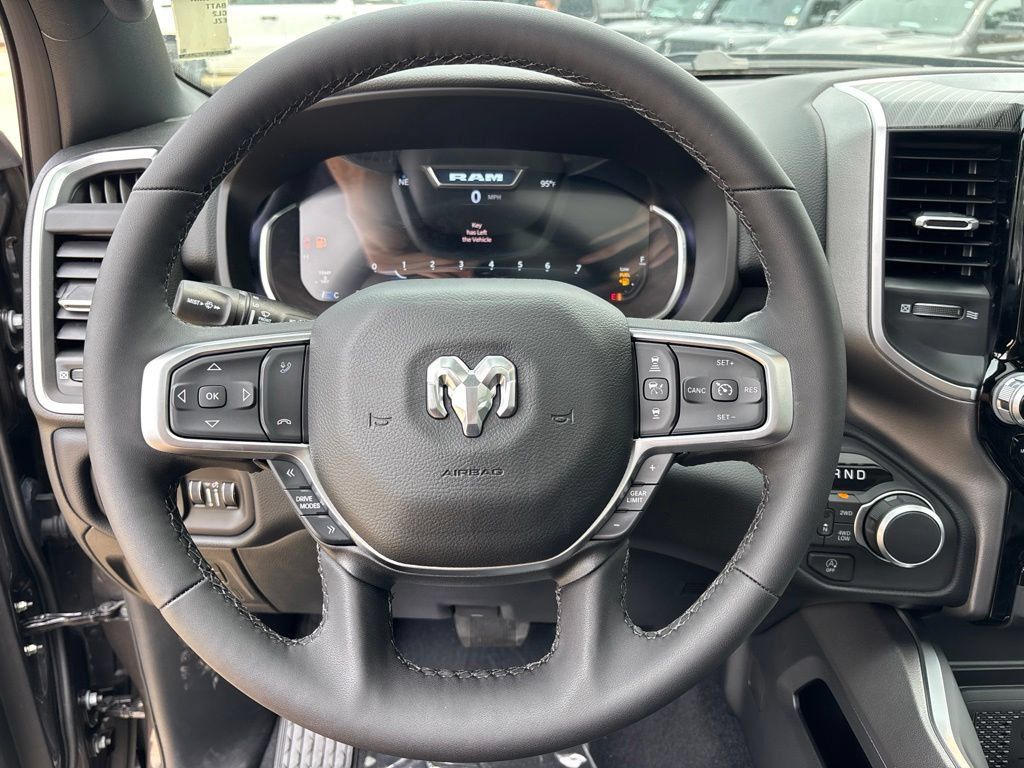 New 2026 RAM 1500 Big Horn AWD/4WD image 10