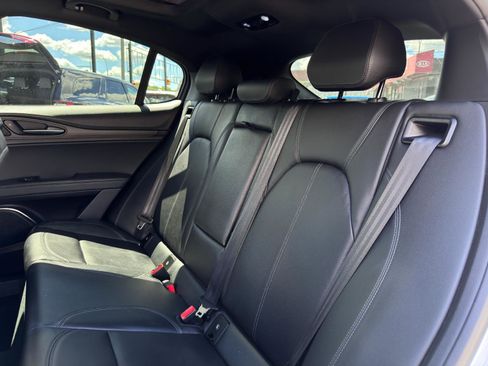 Used 2022 Alfa Romeo Stelvio Ti image 20