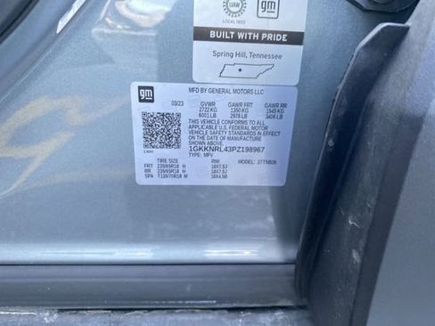 Used 2023 GMC Acadia SLE AWD/4WD image 25