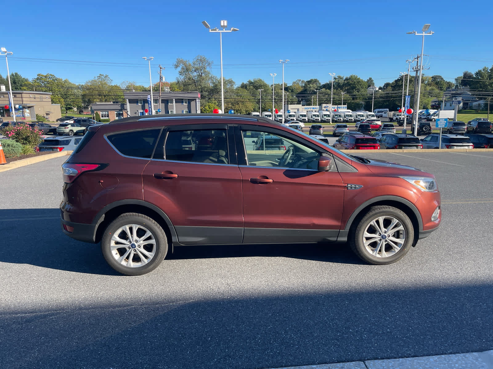Used 2018 Ford Escape SE AWD/4WD image 6