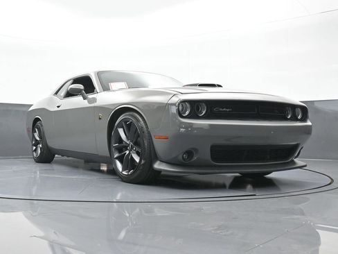 Used 2019 Dodge Challenger R/T Scat Pack w/ Shaker Package image 56