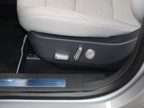 New 2026 Lincoln Nautilus Reserve image 21