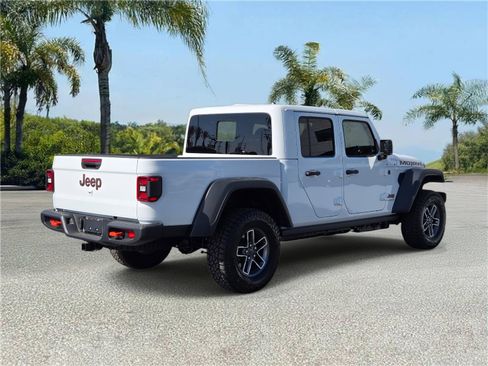 New 2026 Jeep Gladiator Mojave image 4