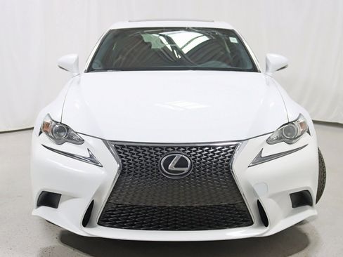 Used 2016 Lexus IS 300 AWD image 8