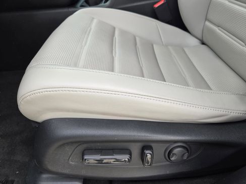 Certified 2024 Honda CR-V EX-L image 19
