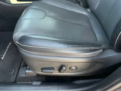 Used 2022 Hyundai Santa Fe SEL w/ Convenience + Premium Package FWD image 31