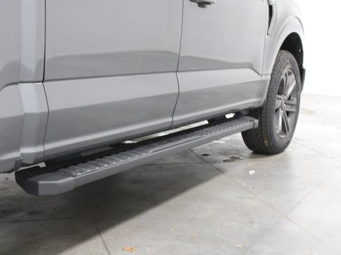 Used 2023 Ford F150 Lariat w/ Equipment Group 502A High AWD/4WD image 13