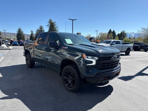 Used 2026 Chevrolet Silverado 1500 LT Trail Boss w/ Convenience Package II AWD/4WD image 3