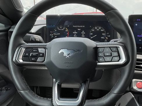Used 2024 Ford Mustang Coupe RWD image 19