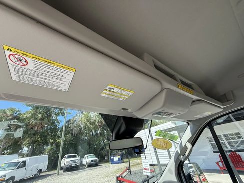 Used 2017 Ford Transit 250 148 Medium Roof image 27