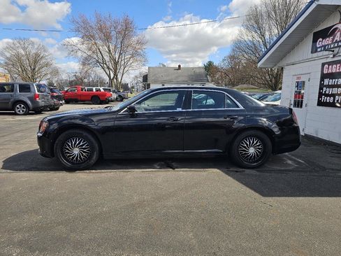 Used 2012 Chrysler 300 S w/ Luxury Group image 5