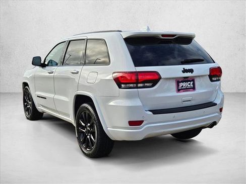 Used 2019 Jeep Grand Cherokee Altitude image 8