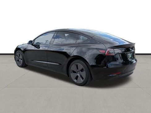 Used 2023 Tesla Model 3 Standard Range image 7