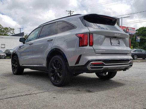 Used 2023 Kia Sorento SX AWD/4WD image 6