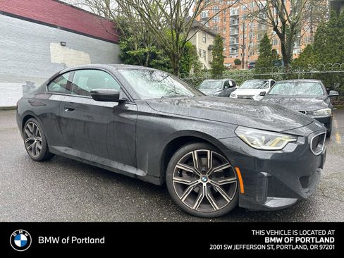 Used 2023 BMW 230i xDrive 230i xDrive w/ Premium Package image 1