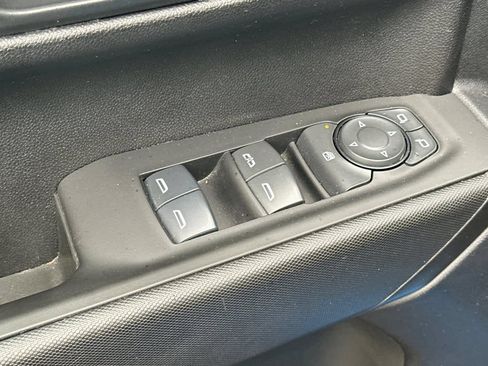 Used 2025 Chevrolet Silverado 1500 Custom w/ Turbomax Blackout Package RWD image 14