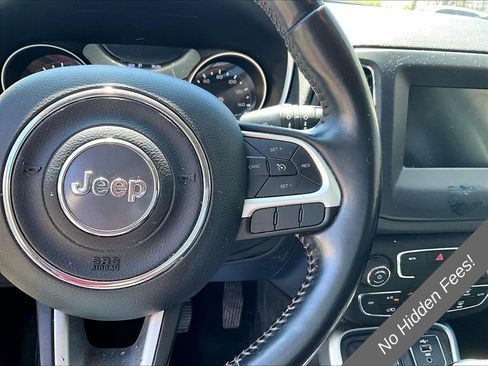 Used 2020 Jeep Compass Latitude AWD/4WD image 17