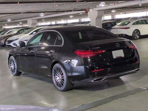 Used 2024 Mercedes-Benz C 300 Sedan image 8