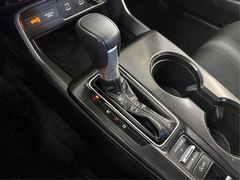 Used 2025 Honda Civic Sport image 44
