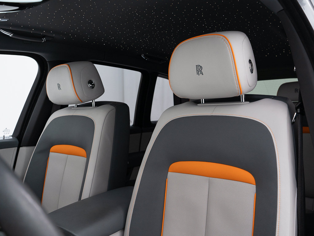 Certified 2023 Rolls-Royce Cullinan w/ Dark Exterior Package AWD/4WD image 16