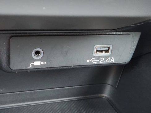 Certified 2025 Subaru Crosstrek 2.0i AWD/4WD image 19