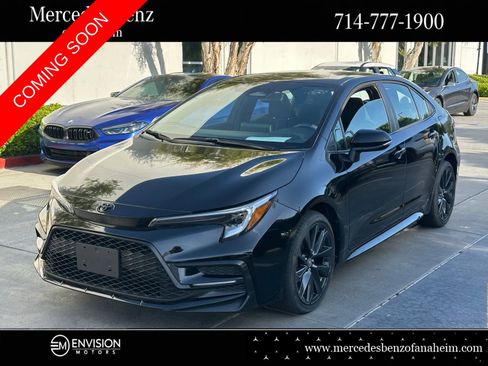 Used 2023 Toyota Corolla SE FWD image 1