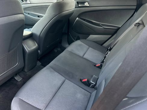 Used 2018 Hyundai Tucson SEL FWD image 12
